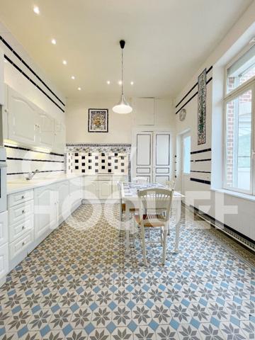 HIRSON : maison T10 (330 m²) en vente