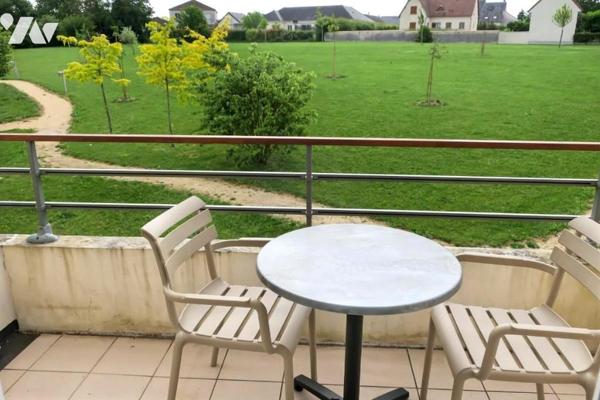 Appartement T2 LOUE ( LMNP) - 2ème étage avec ascenseur - Terrasse - Parking. 45,94 m².