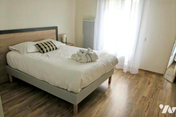 Appartement T2 LOUE ( LMNP) - 2ème étage avec ascenseur - Terrasse - Parking. 45,94 m².