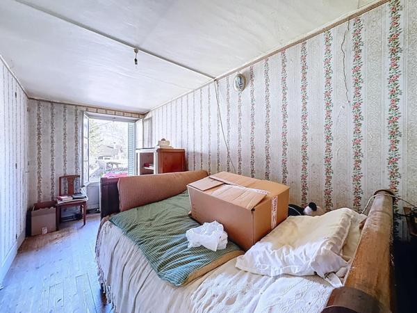 Maison en pierre à réhabiliter – charme dauphinois et beau potentiel