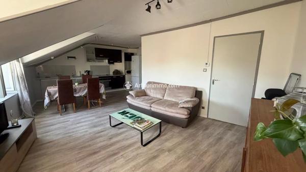 Location                                                      Appartement
                        
                     2 pièces                      48 m2                     à Millau