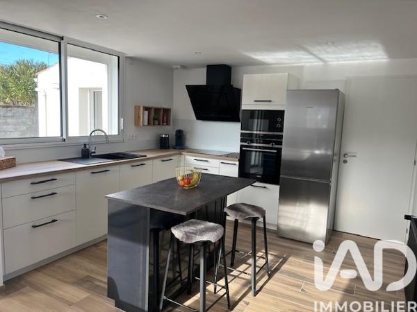 Maison à vendre 6 pièces 91 m² Les Sables-d'Olonne