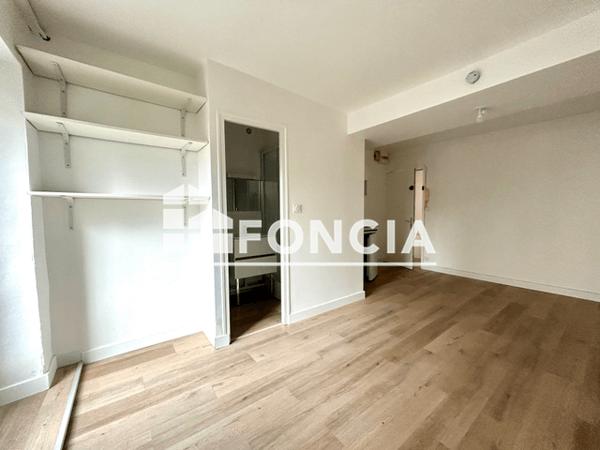 Location Studio 21.19 m² - 11 RUE DE LA VERRERIE Nantes 44000