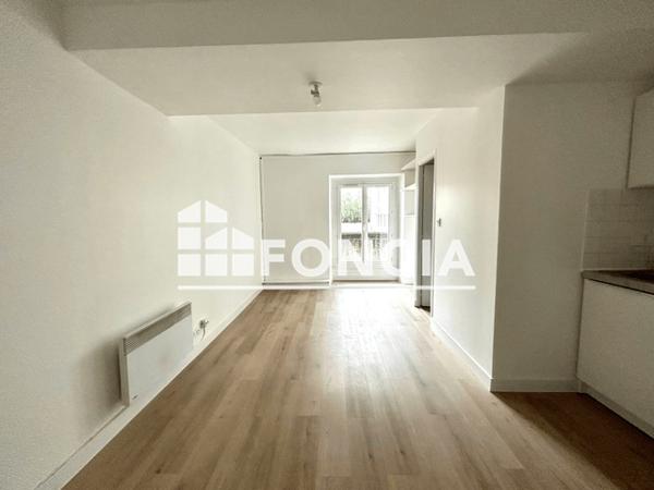 Location Studio 21.19 m² - 11 RUE DE LA VERRERIE Nantes 44000