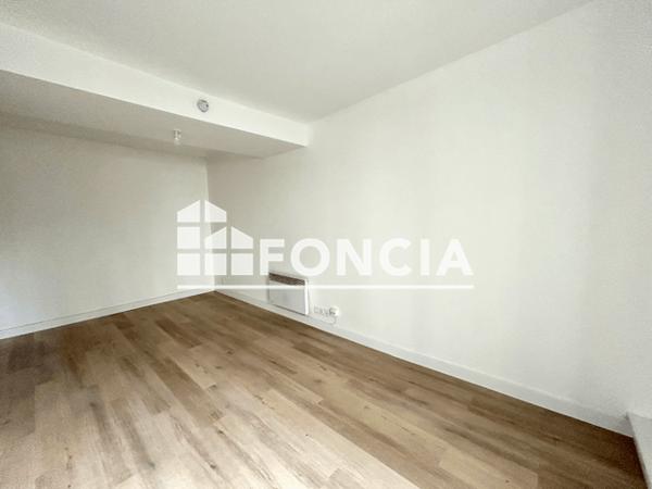 Location Studio 21.19 m² - 11 RUE DE LA VERRERIE Nantes 44000