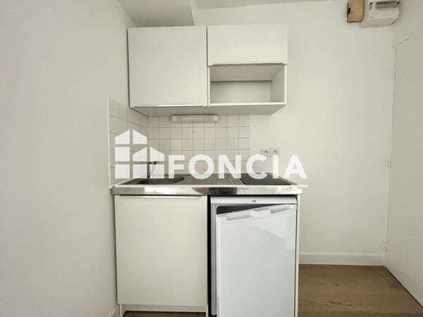 Location Studio 21.19 m² - 11 RUE DE LA VERRERIE Nantes 44000