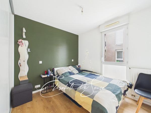 3 pièces récent avec terrasse et parking