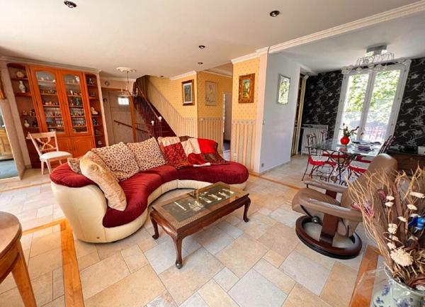 Maison à vendre    5 pièces •  Chelles