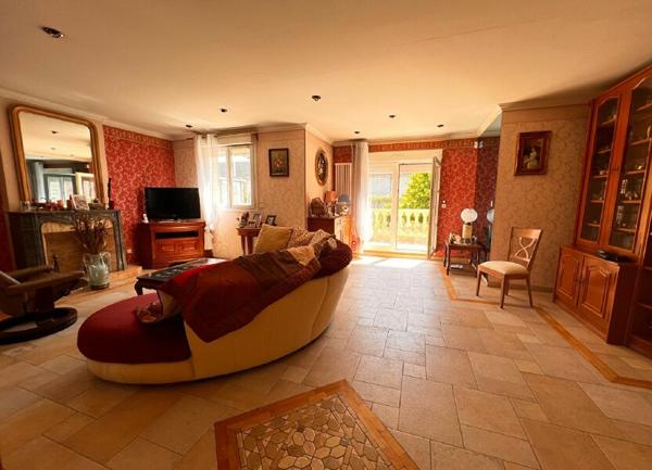 Maison à vendre    5 pièces •  Chelles