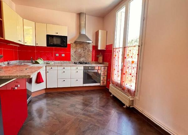 Maison à vendre    5 pièces •  Chelles