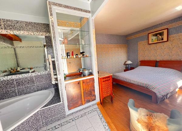 Maison à vendre    5 pièces •  Chelles