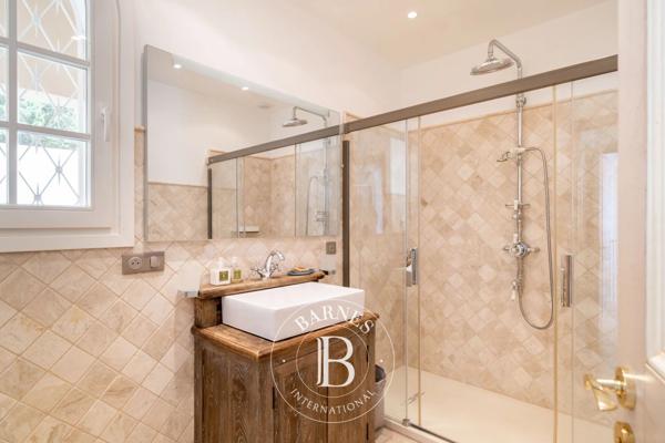 Théoule-sur-Mer, Maison 4 Chambres -  325 m² à vendre
