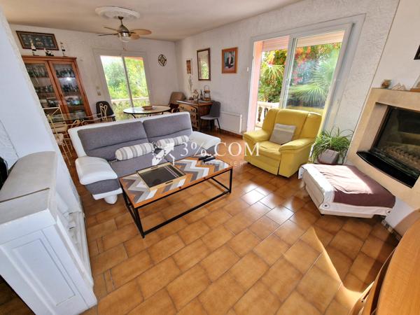 Villa 5 pièce(s) 4 chambre(s) 120 m²