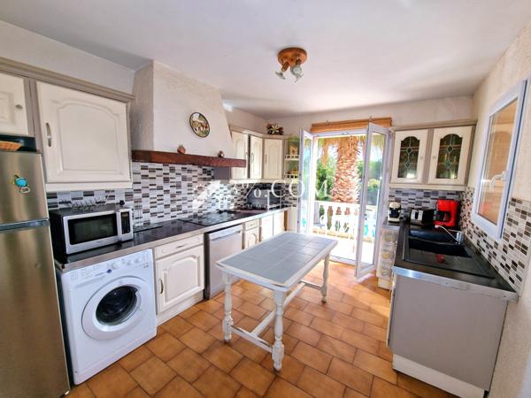 Villa 5 pièce(s) 4 chambre(s) 120 m²