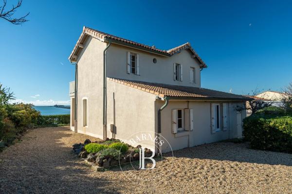 Agde, Maison 5 Chambres -  120 m² à vendre
