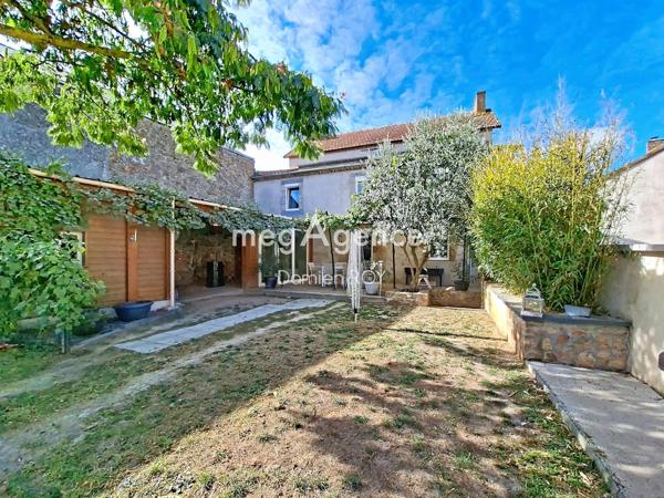 Maison à SAINT-SAUVEUR, 79300 - 6 pièces 180m²