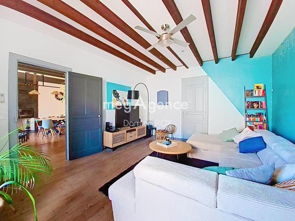 Maison à SAINT-SAUVEUR, 79300 - 6 pièces 180m²