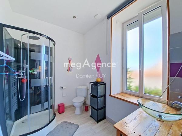 Maison à SAINT-SAUVEUR, 79300 - 6 pièces 180m²