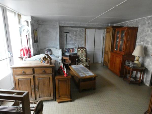 Local commercial 8 pièces