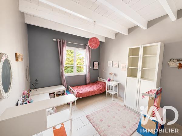 Maison à vendre 6 pièces 215 m² Saint-Vivien