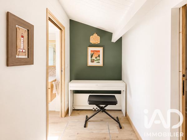 Maison à vendre 6 pièces 215 m² Saint-Vivien