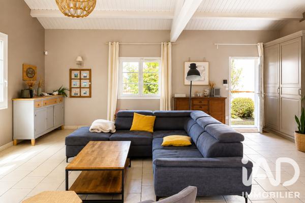 Maison à vendre 6 pièces 215 m² Saint-Vivien