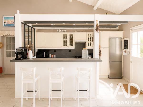 Maison à vendre 6 pièces 215 m² Saint-Vivien