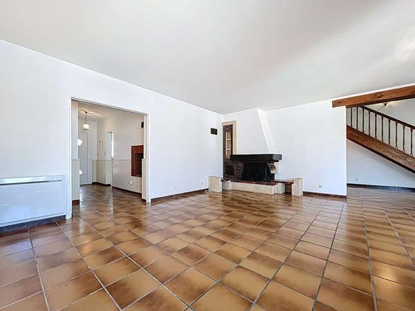 A VENDRE - MURET - Maison T6 avec piscine sur parcelle de 2500m²