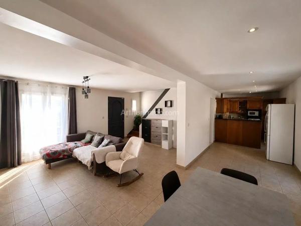 Vente                                                      Maison
                        
                     6 pièces                      113 m2                     à Gisors