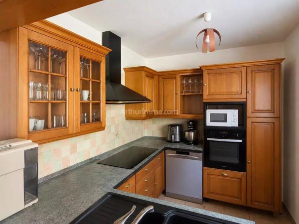 Vente                                                      Maison
                        
                     6 pièces                      113 m2                     à Gisors