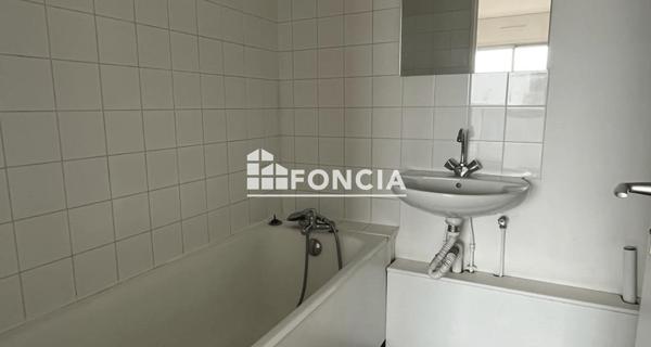 Location Appartement 2 pièces 47.62 m² - Saint-maurice 94410