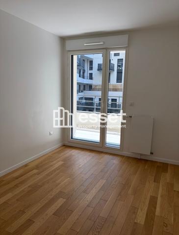 Location Appartement 4 pièces 90.84 m² - Courbevoie 92400