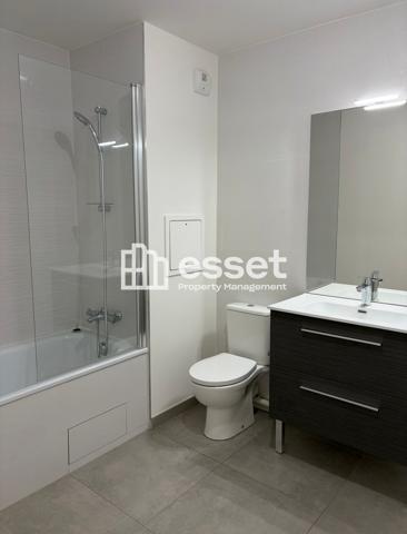 Location Appartement 4 pièces 90.84 m² - Courbevoie 92400