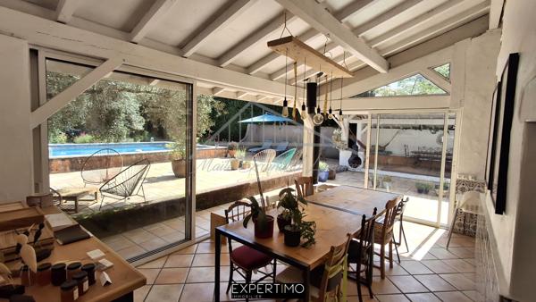 Louhossoa (64250) Charmante maison en pierres dans son écrin de verdure