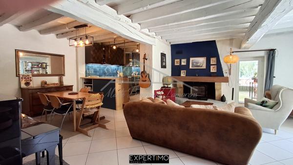 Louhossoa (64250) Charmante maison en pierres dans son écrin de verdure