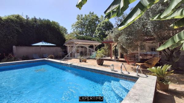 Louhossoa (64250) Charmante maison en pierres dans son écrin de verdure