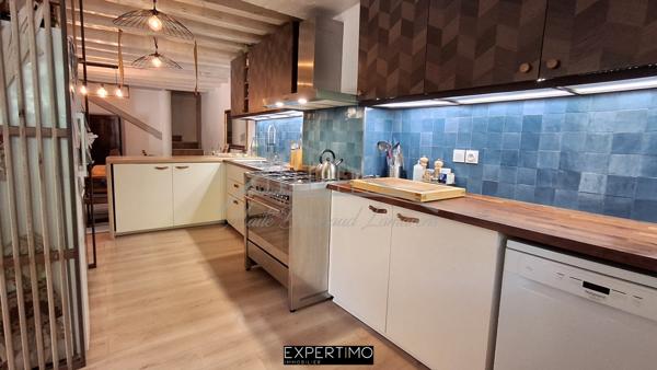 Louhossoa (64250) Charmante maison en pierres dans son écrin de verdure