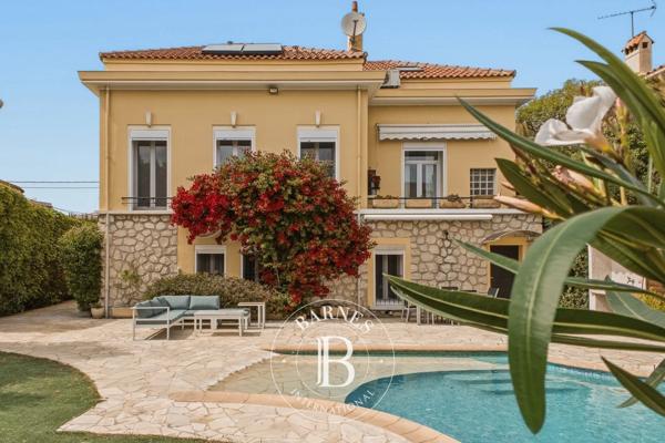 Marseille 9ème, Maison 5 Chambres -  210 m² à vendre