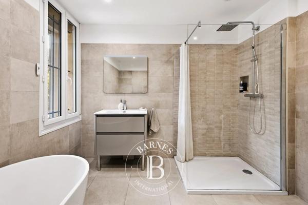Marseille 9ème, Maison 5 Chambres -  210 m² à vendre