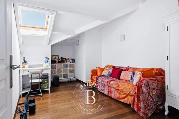 Marseille 9ème, Maison 5 Chambres -  210 m² à vendre