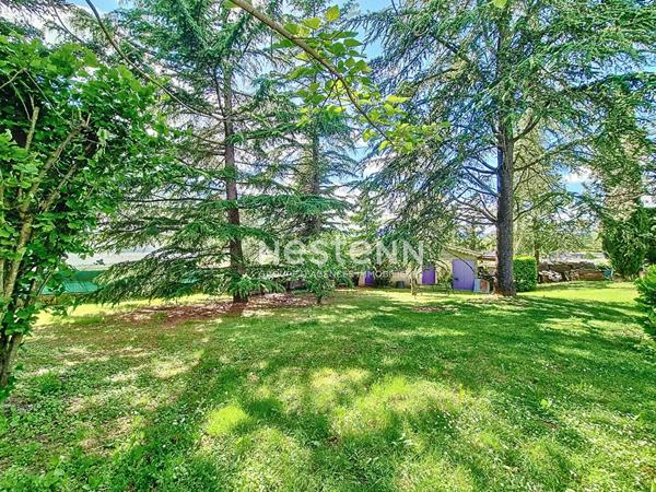 A vendre maison 2 appartements à Laragne-Montéglin