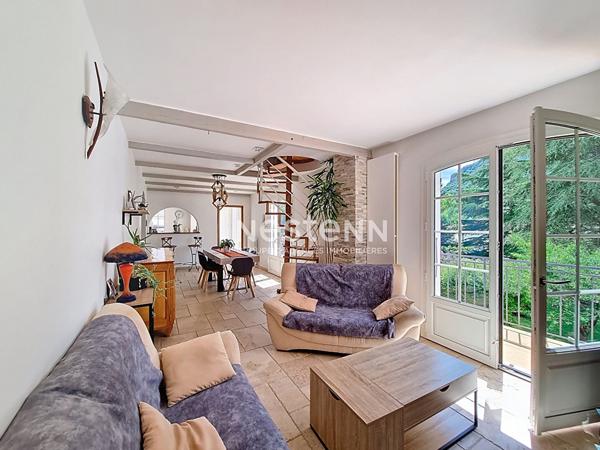 A vendre maison 2 appartements à Laragne-Montéglin