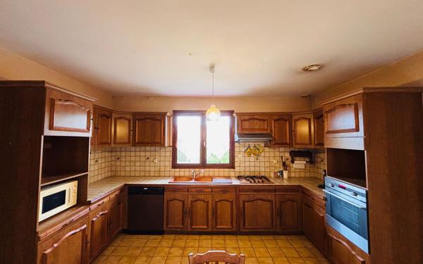 Maison à vendre    5 pièces •  Chauvigny