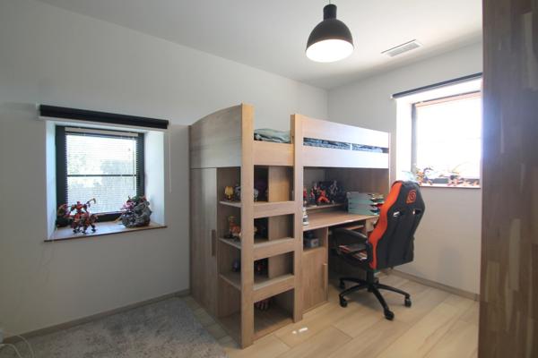 Propriété à vendre 6 pièces proche de MARMANDE (47) 2 maisons, dépôt/garage, piscine, terrain 4510m²