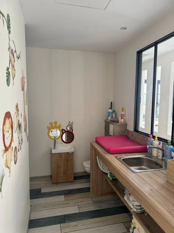 Propriété à vendre 6 pièces proche de MARMANDE (47) 2 maisons, dépôt/garage, piscine, terrain 4510m²