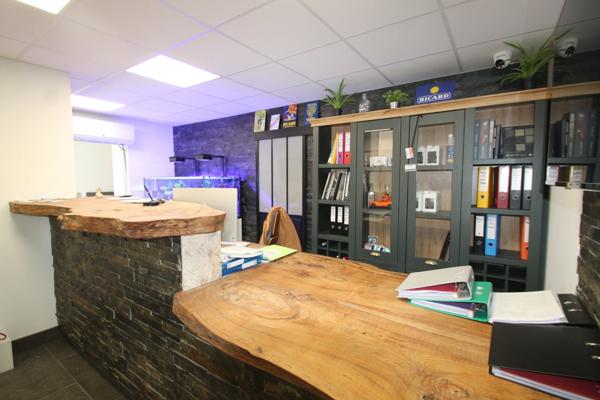 Propriété à vendre 6 pièces proche de MARMANDE (47) 2 maisons, dépôt/garage, piscine, terrain 4510m²