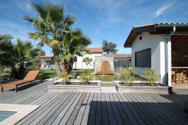 Propriété à vendre 6 pièces proche de MARMANDE (47) 2 maisons, dépôt/garage, piscine, terrain 4510m²