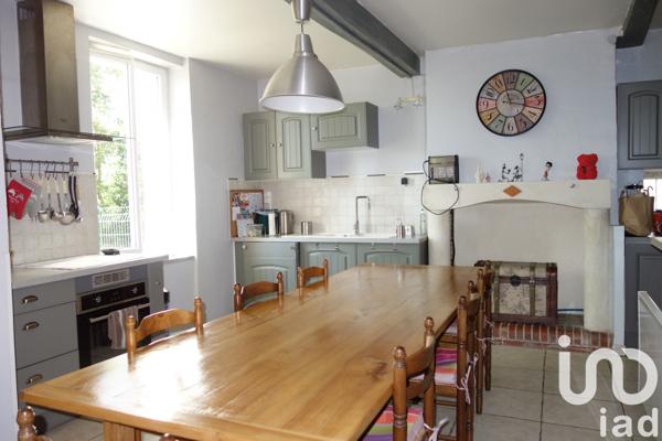 Maison à vendre 6 pièces 183 m² Saint-Jean-de-Thurac