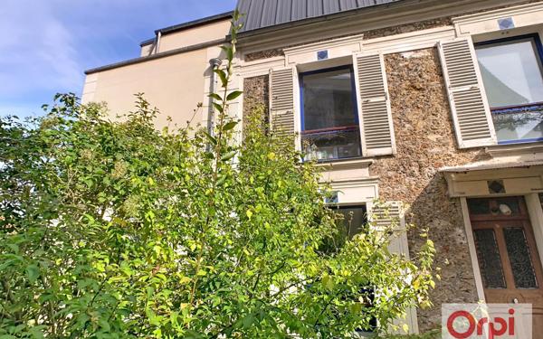 Maison à vendre    5 pièces • 134 m2 Issy-les-Moulineaux