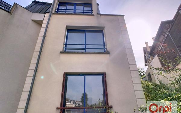 Maison à vendre    5 pièces • 134 m2 Issy-les-Moulineaux